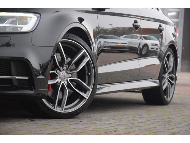 Audi A3 Limousine 2.0TFSI S3 quattro Pano/Leer/Matrix/VirtualCockpit/B&O