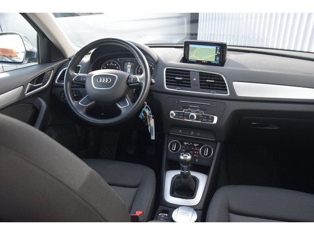 Audi Q3 1.4TFSI S-Line Adrenalin Navi/Xenon/PDC/Camera