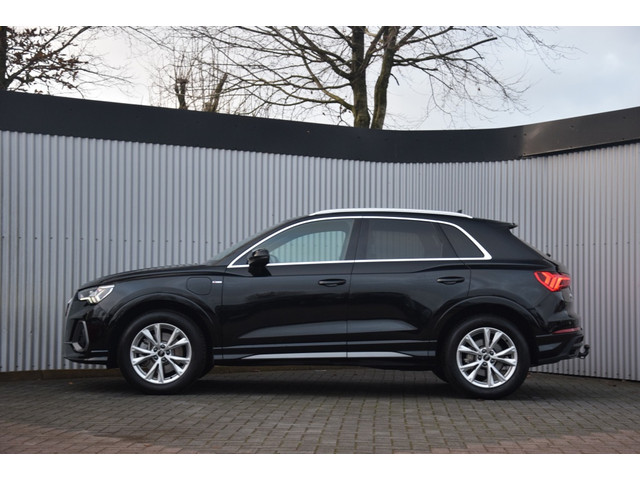 Audi Q3 45TFSI-e S-Line Trekhaak/Matrix/AdaptiveCruise/Stoelverwarming