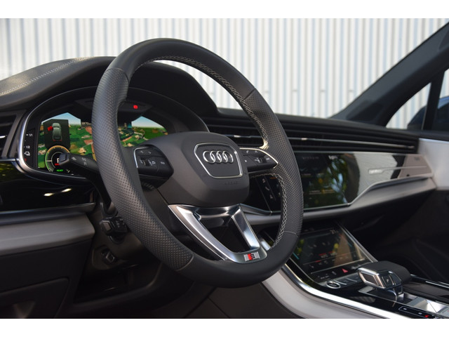 Audi Q7 55TFSI-e quattro S-Line Pano/Luchtvering/B&O/22 Inch