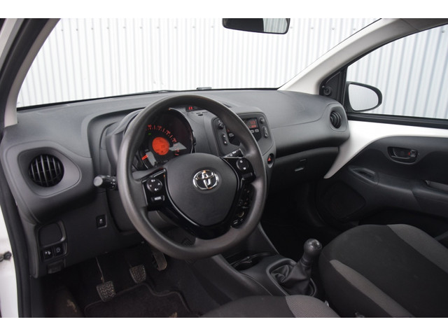 Toyota Aygo 1.0 VVT-i x-fun Airco/Bluetooth/El. ramen