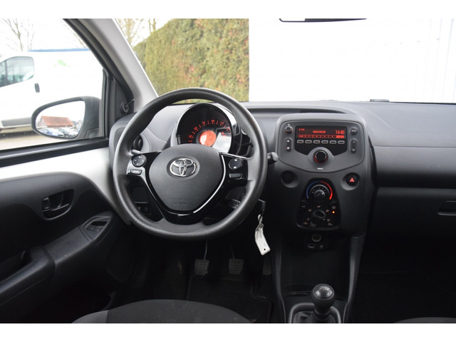 Toyota Aygo 1.0 VVT-i x-fun Airco/Bluetooth/El. ramen