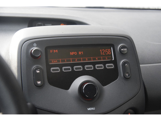 Toyota Aygo 1.0 VVT-i x-fun Airco/Bluetooth/El. ramen