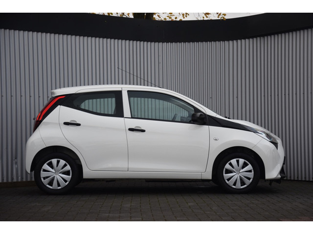 Toyota Aygo 1.0 VVT-i x-fun Airco/Bluetooth/El. ramen