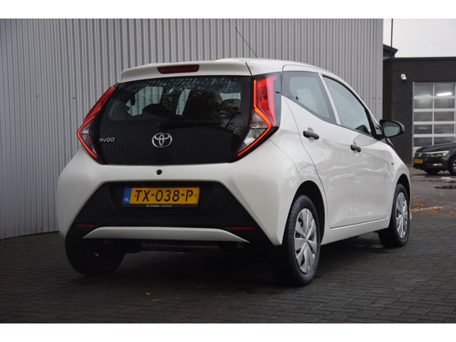 Toyota Aygo 1.0 VVT-i x-fun Airco/Bluetooth/El. ramen