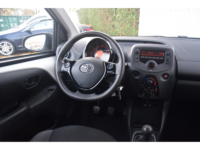 Toyota Aygo 1.0 VVT-i x-fun Airco/Bluetooth/El. ramen