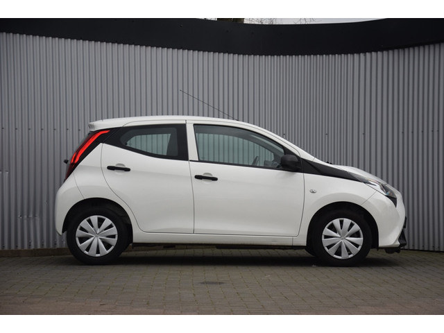 Toyota Aygo 1.0 VVT-i x-fun Airco/Bluetooth/El. ramen