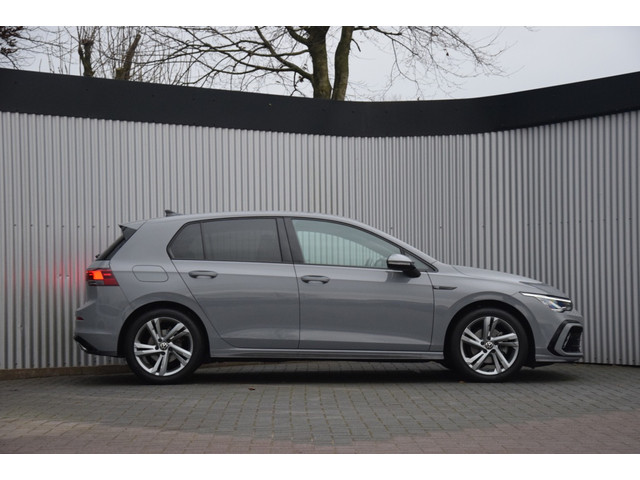 Volkswagen Golf 1.5eTSI R-Line Navi/AdaptiveCruise/PDC/Keyless