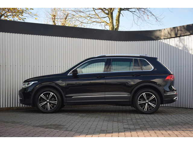 Volkswagen Tiguan 1.4 eHybrid Elegance Leer/Trekhaak/Camera/Matrix/ParkAssist