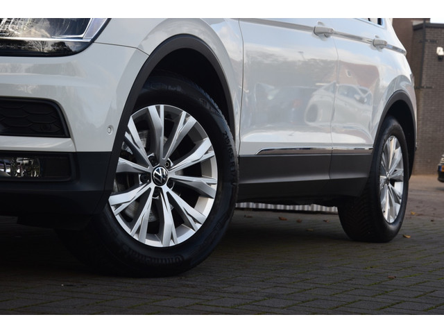 Volkswagen Tiguan 1.5TSI ACT Comfortline Trekhaak/ParkAssist/Camera/LED/Keyless