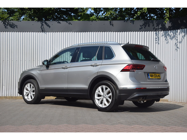 Volkswagen Tiguan 2.0TSI DSG 4M. Highline/LED/Active Info/Navi/Trekhaak