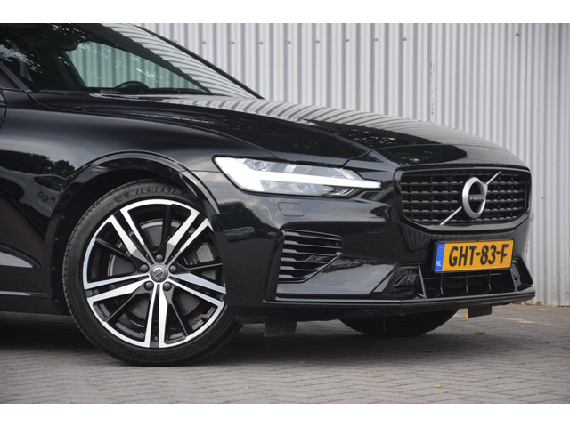 Volvo S60 T8 Recharge AWD R Design Plug-In/Trekhaak/Led/Navi/ 19 inch seda